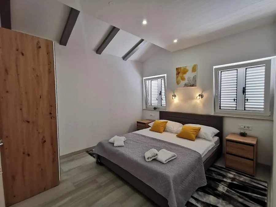 Appartamento New Nikolina 4 Star Mali Lošinj