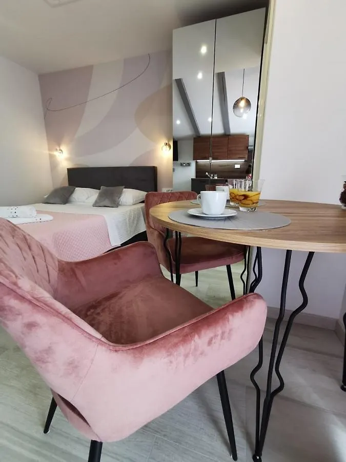 Апартаменты New Nikolina 4 Star Мали-Лошинь